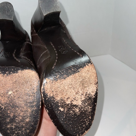 MICHAEL Michael Kors Oxford Brown Rippled Tall Leather 3"Heeled Boots EUC - Picture 3 of 9